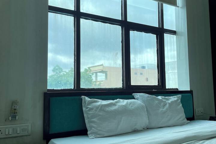 Room 36 of 53