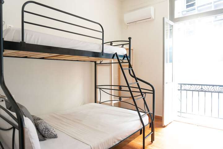Room 3 of 39