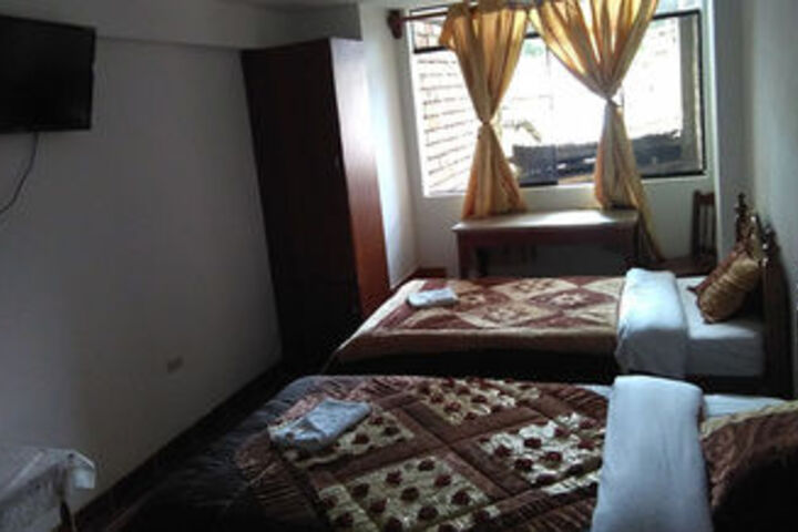 Room 3 of 12