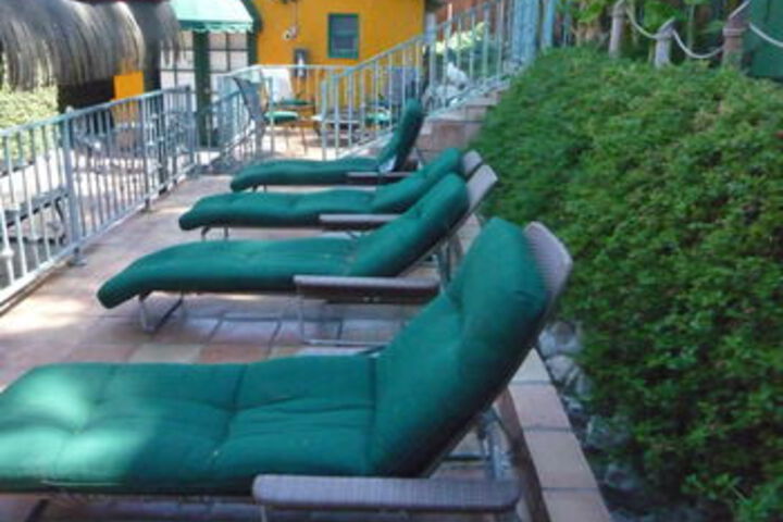 Sundeck 70 of 81