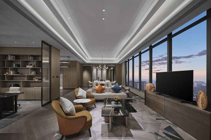 Room 21 of 51