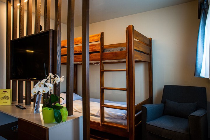 Room 20 of 48