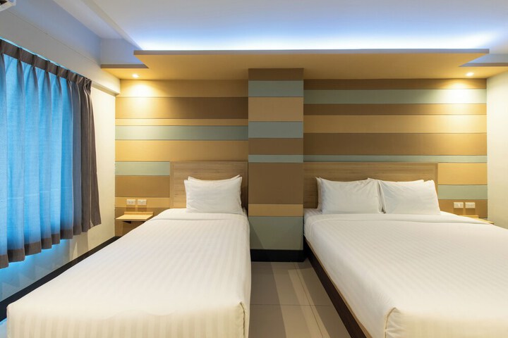 Room 15 of 24