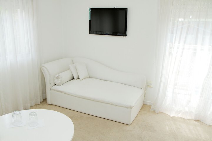 Room 18 of 41
