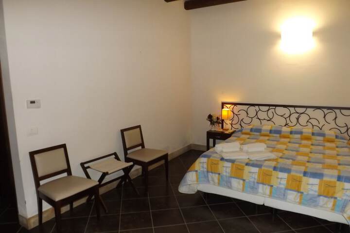 Room 10 of 41