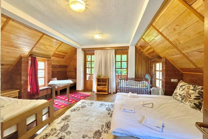 Room 13 of 57
