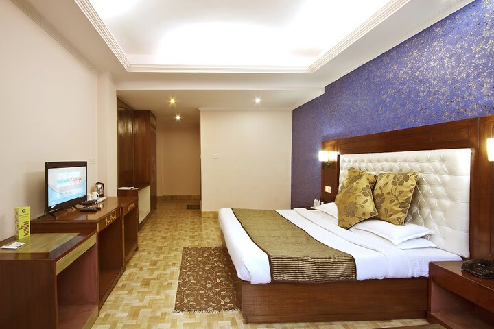 Room 8 of 52