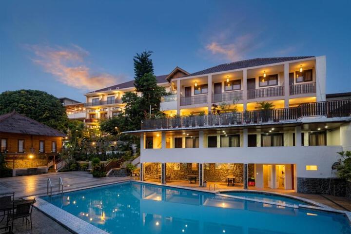 SPENCER GREEN HOTEL