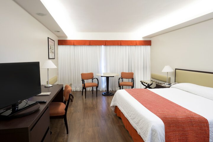 Room 22 of 125