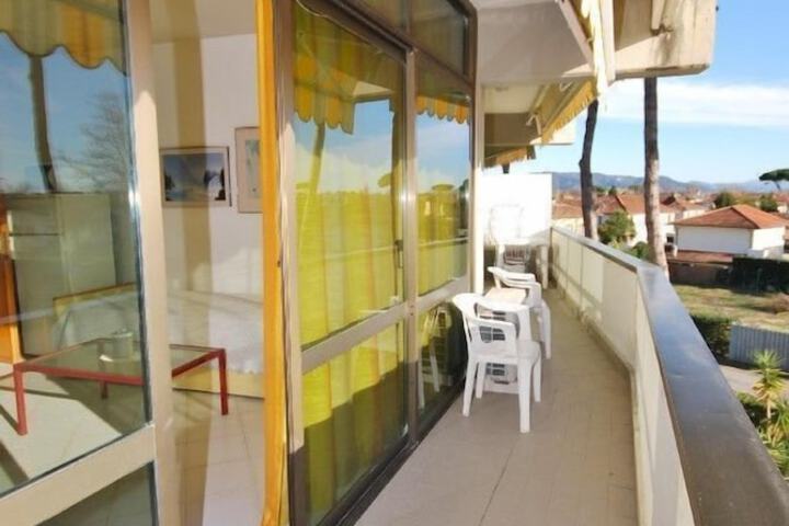 Terrace/Patio 6 of 14