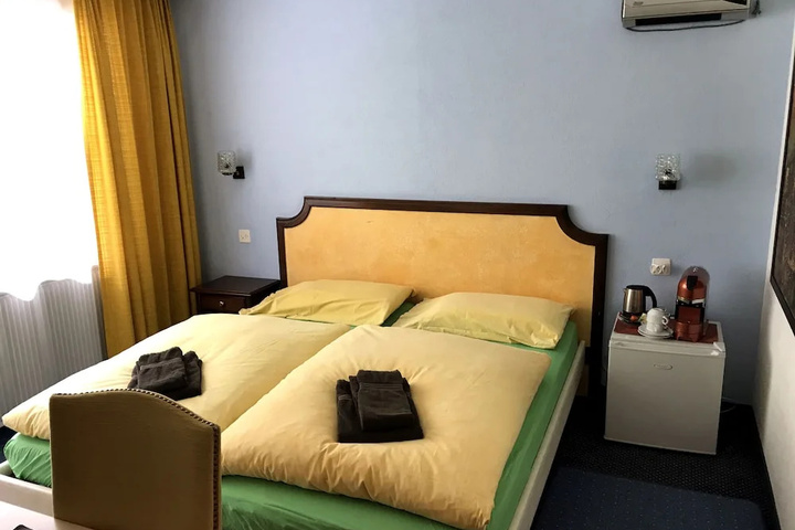 guest_rooms