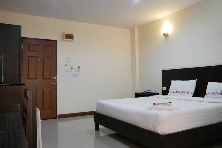 Room 15 of 31