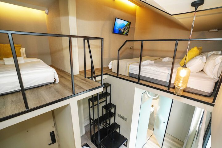Room 37 of 85
