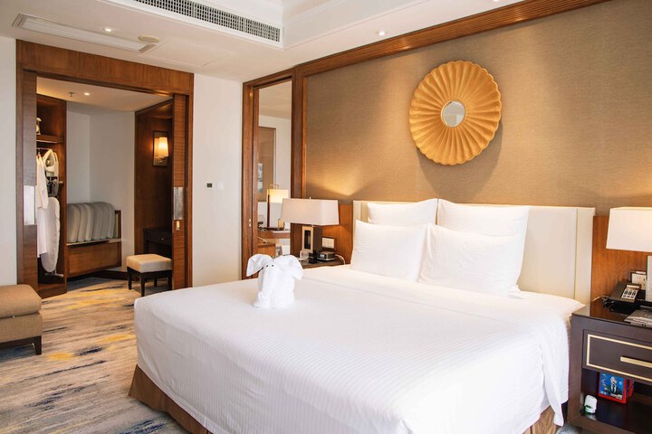 Room 20 of 103