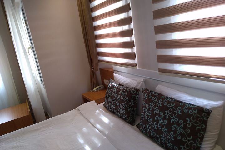 Room 36 of 123