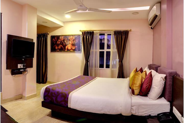 Room 5 of 29