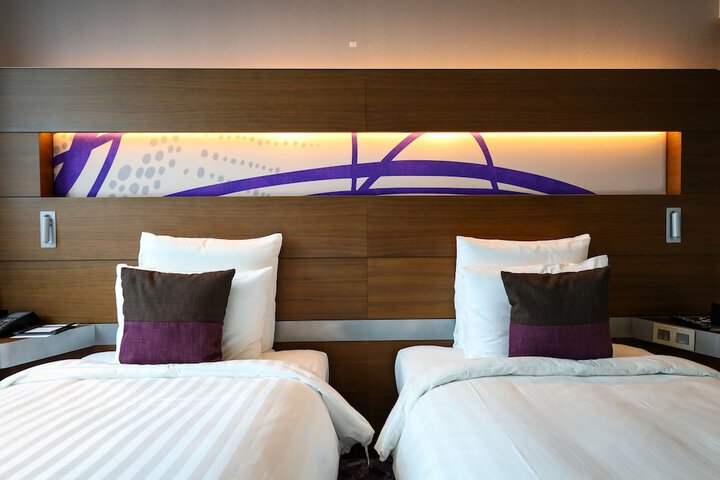 Room 20 of 143