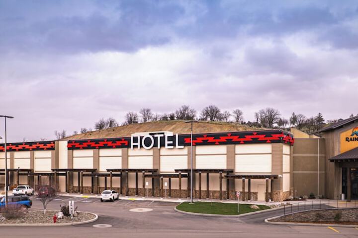 Hotel 32 of 34