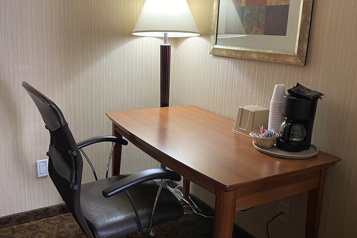 Room 3 of 46