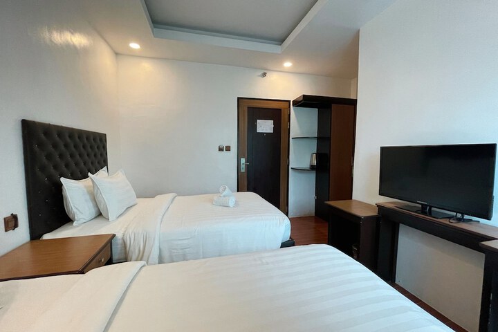 Room 47 of 79