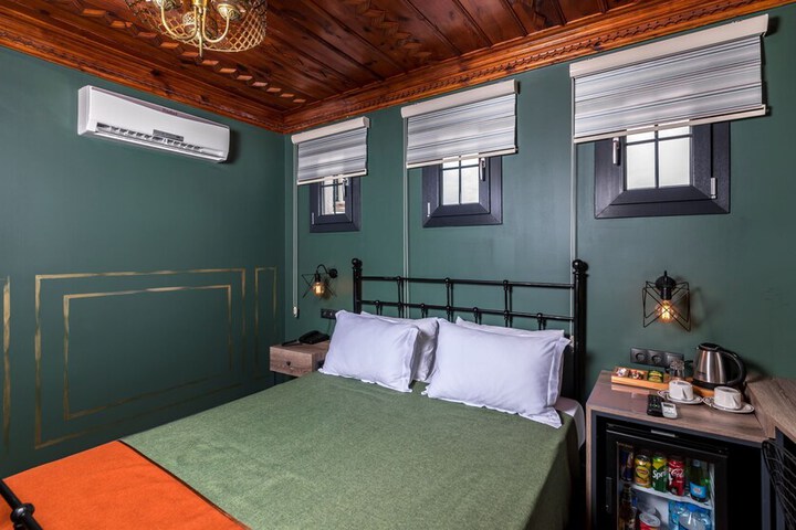 Room 12 of 58