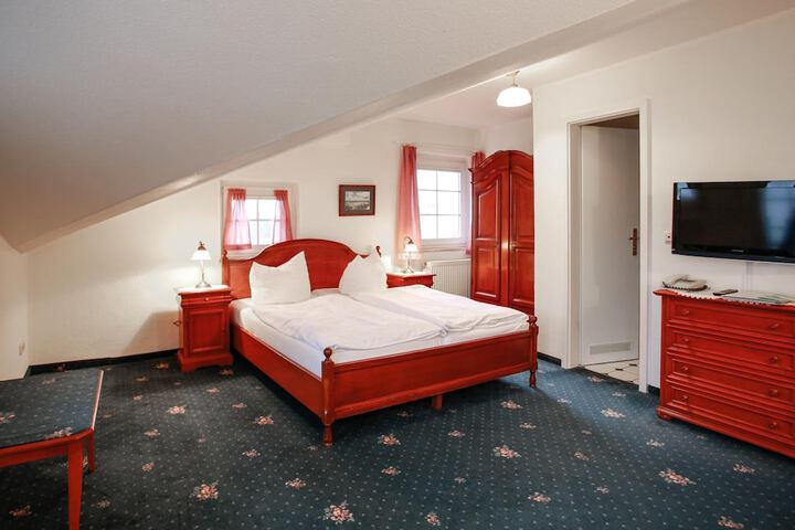 Room 12 of 60