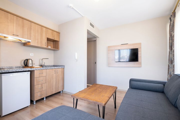 Room 40 of 72