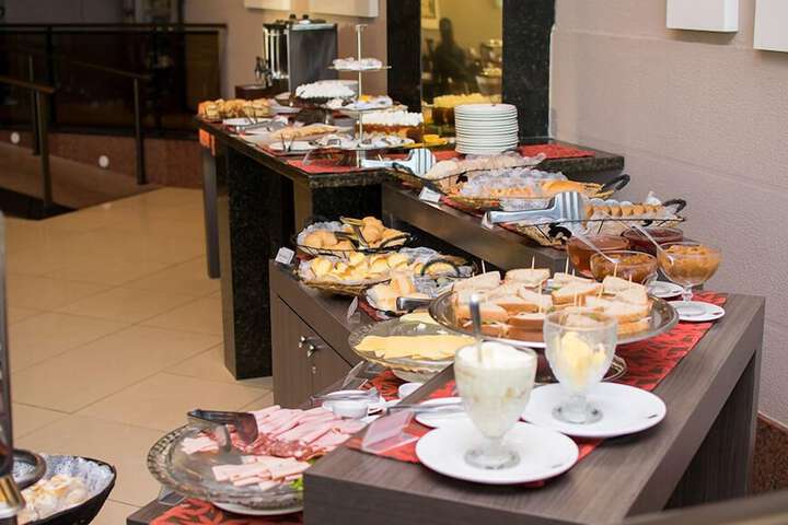 Breakfast/Coffee Service 46 of 51