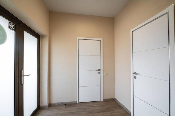 Room 44 of 109