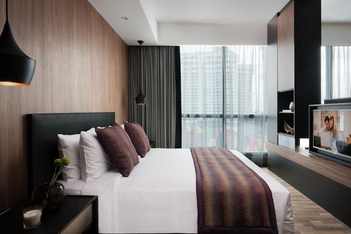Room 6 of 44