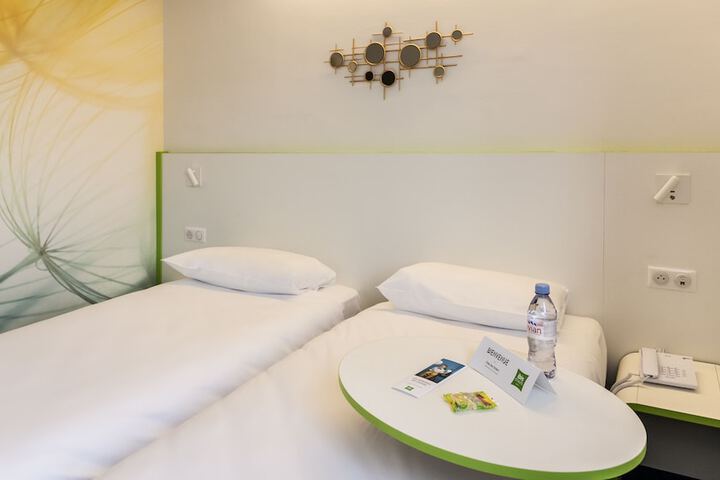 Room 9 of 55