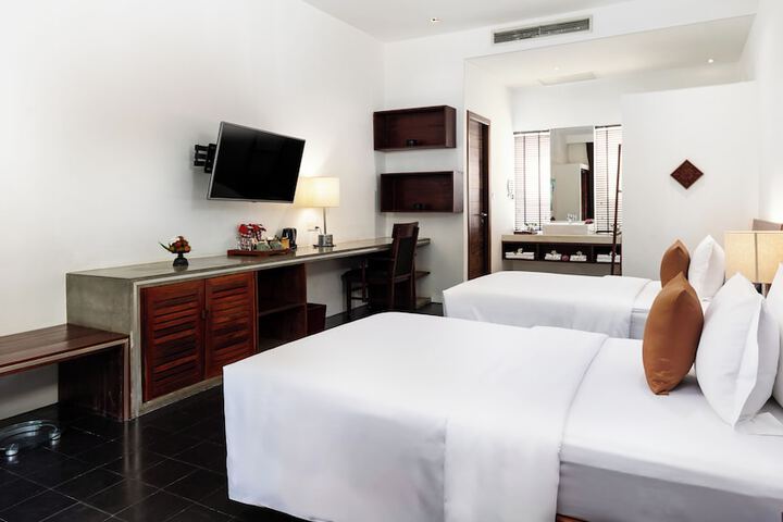 Room 25 of 130