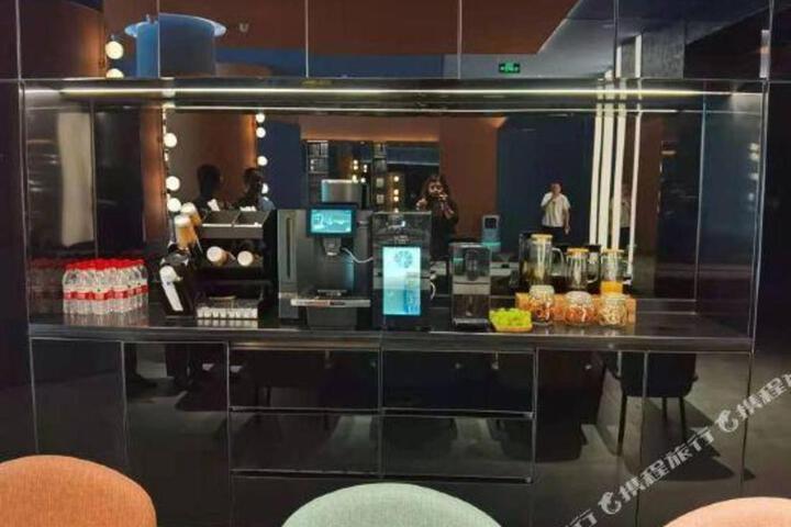 Hanting Hotel (Yuanyi Times Plaza Hefei railway station)