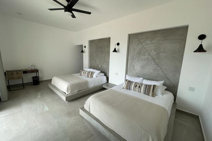 Room 11 of 85