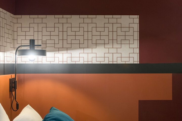 Room 41 of 285