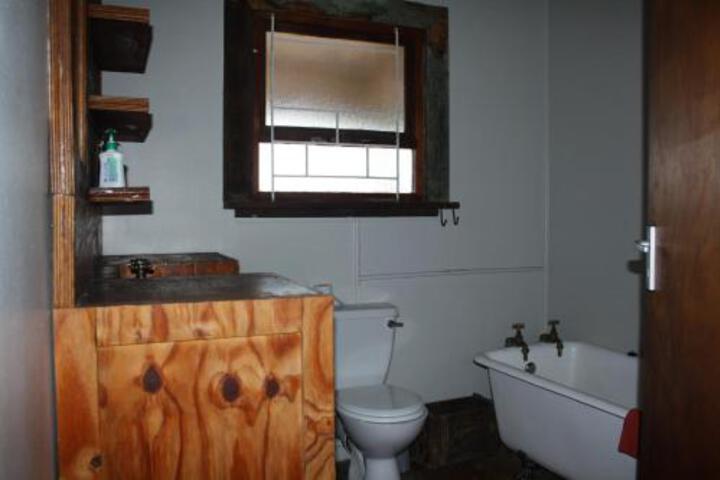 Room 7 of 34