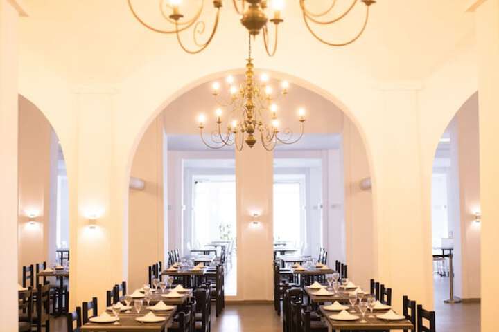 Dining 110 of 266