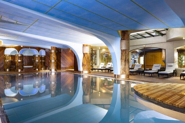 Pool 42 of 85