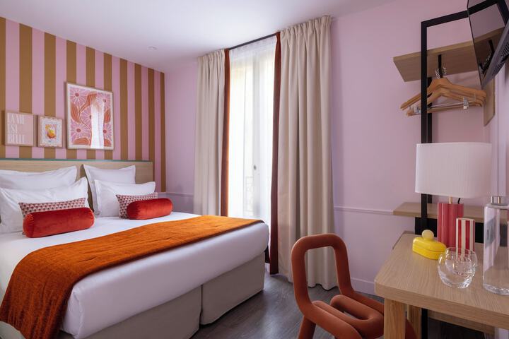 Room 27 of 75