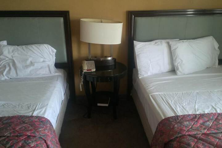 Room 22 of 35