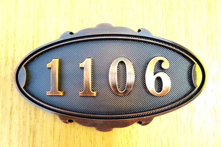 Room 86 of 442