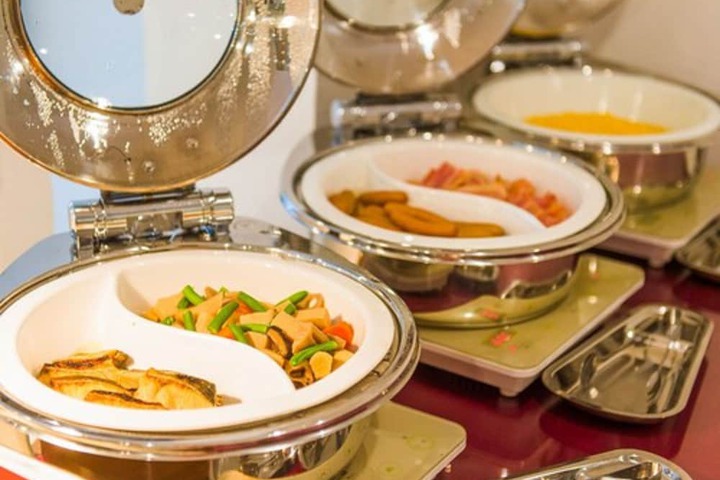 Dining 50 of 71