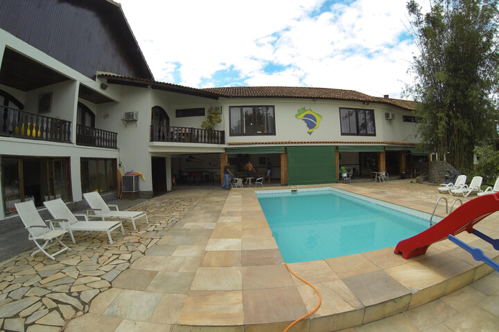 Pool 6 of 24