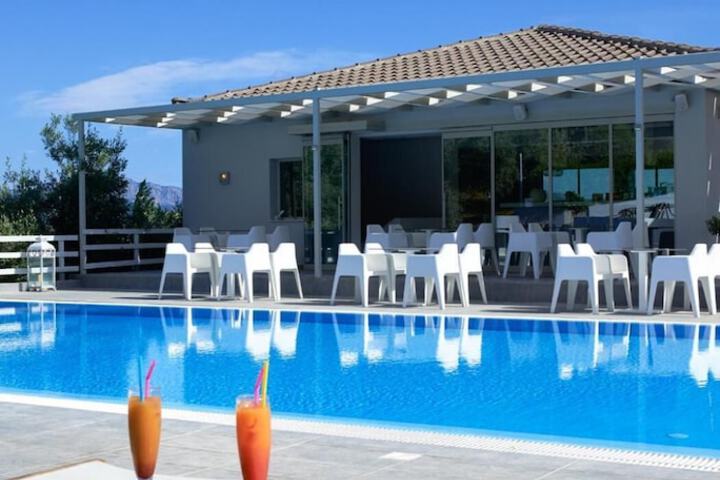 Pool 29 of 70