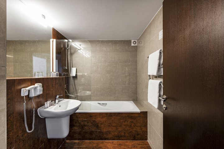 Bath Photo