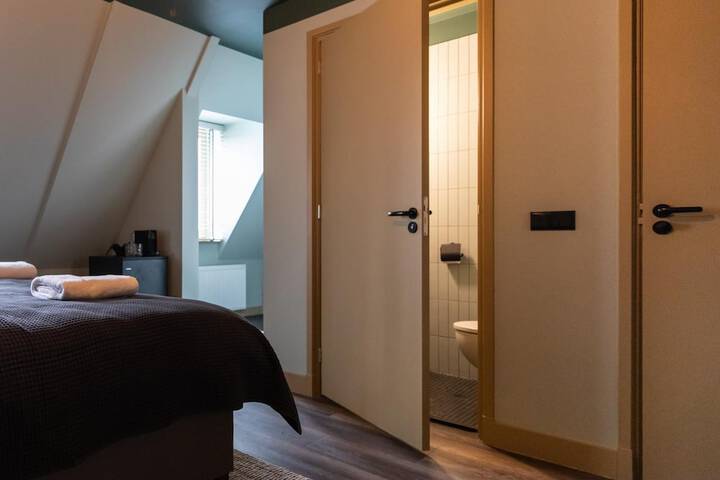 Room 14 of 39