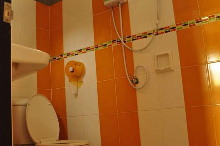 Room 20 of 63