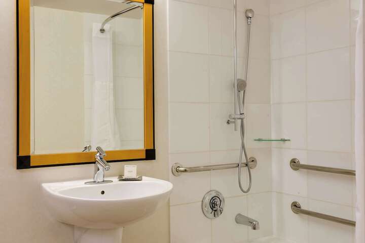 Bathroom shower