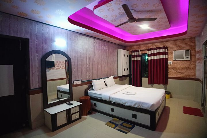 Room 25 of 58