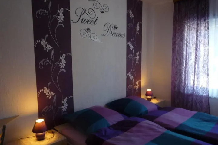 Room 2 of 24